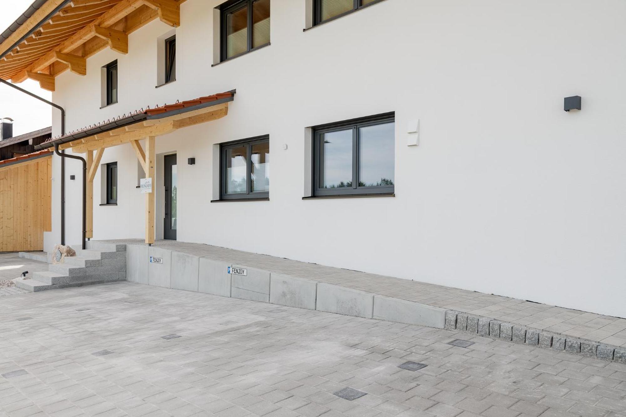 Fenjoy: Ferienapartment In Neubau / Balkon / Bbq Bernau am Chiemsee Kültér fotó