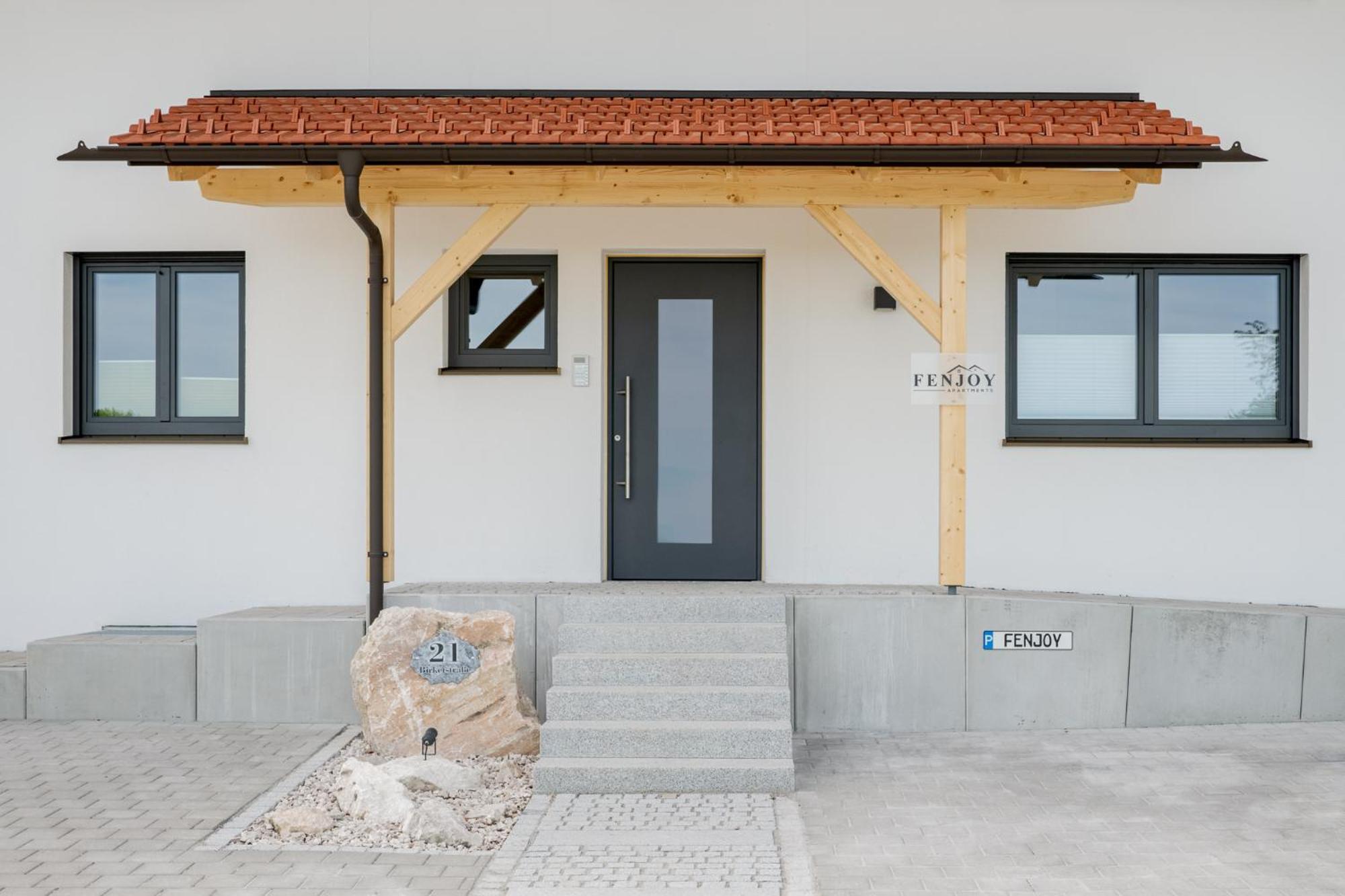 Fenjoy: Ferienapartment In Neubau / Balkon / Bbq Bernau am Chiemsee Kültér fotó
